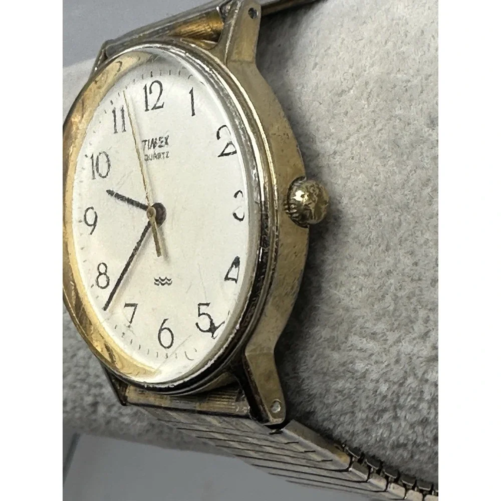 Vintage 1994 Timex Mens New Battery B8 32MM 6.5